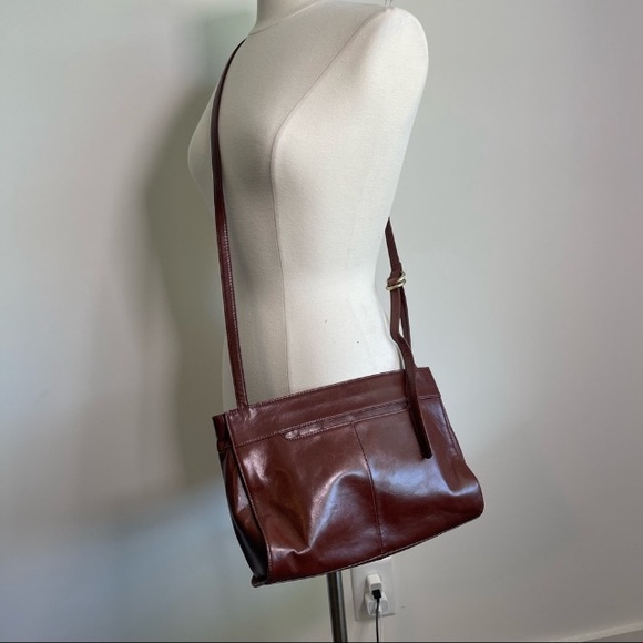 HOBO Elegant Black Crossbody Bag - Picture 8 of 11